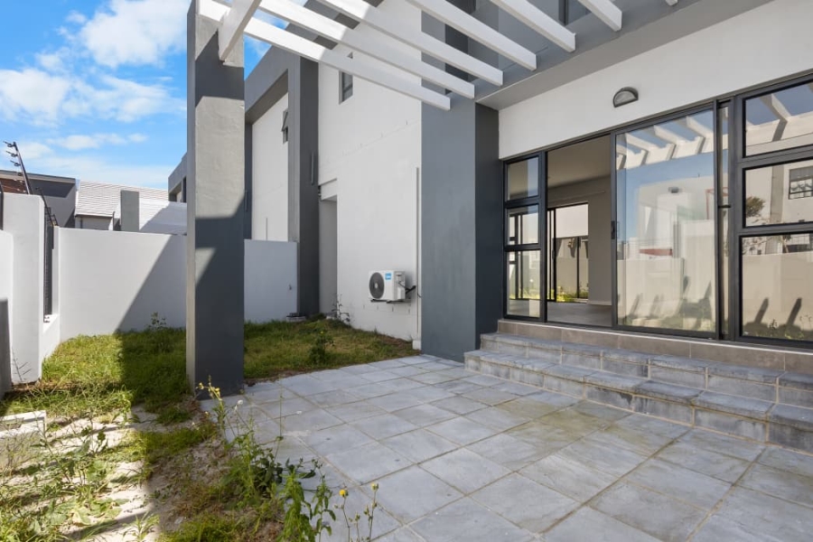 3 Bedroom Property for Sale in Sandown Western Cape